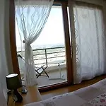Casa Da Buzina بيت للعطل
